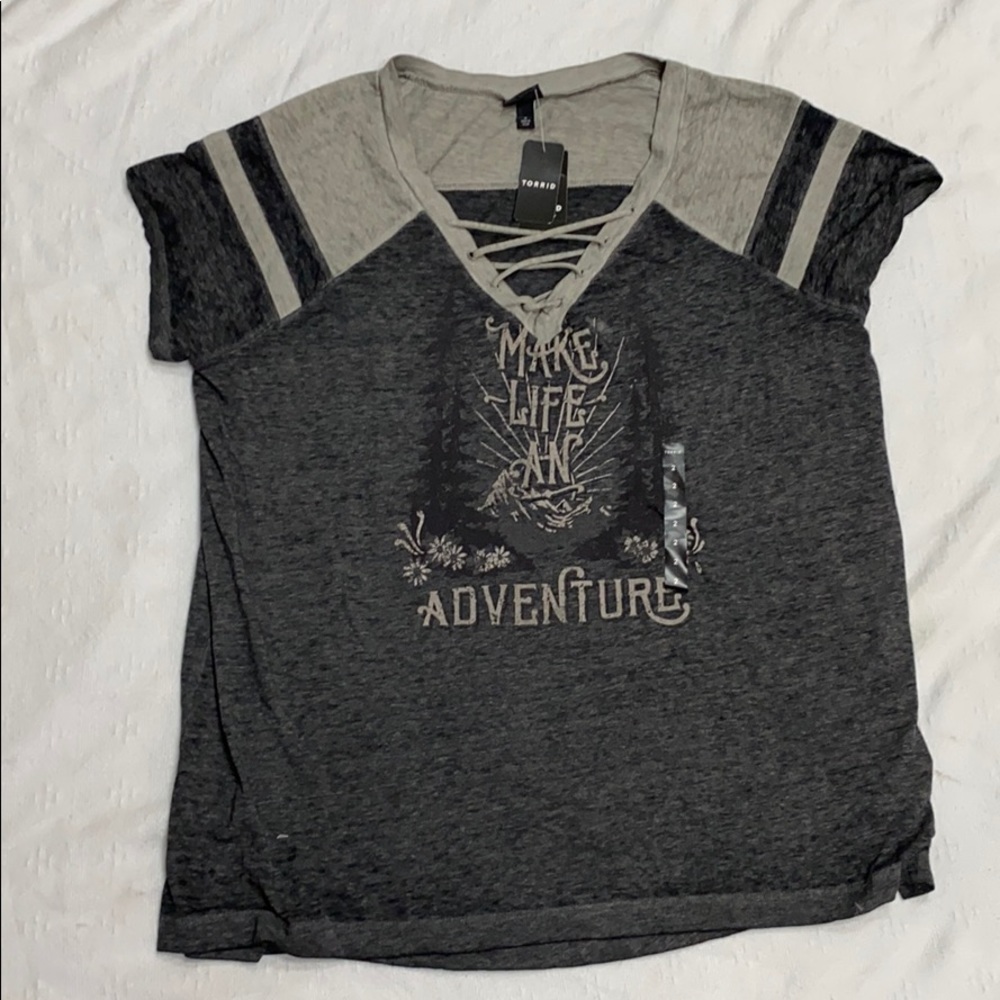 Torrid NWT Make Life An Adventure T-shirt Size 2
